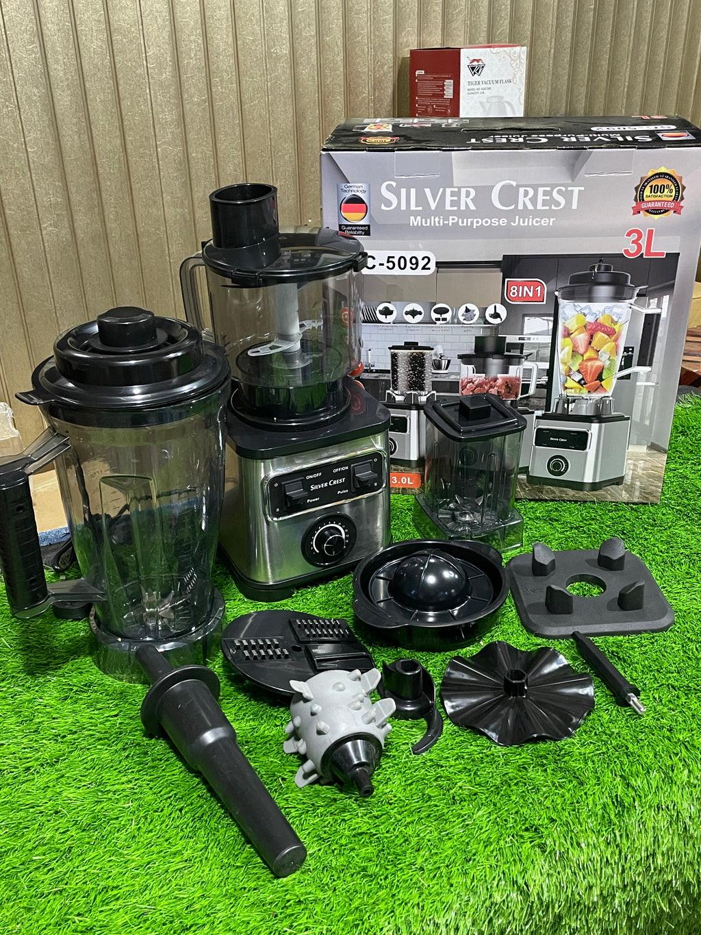 Silver Crest 8-in-1 Kitchen Machine – Juicer, Blender & Grinder with 3L Jar