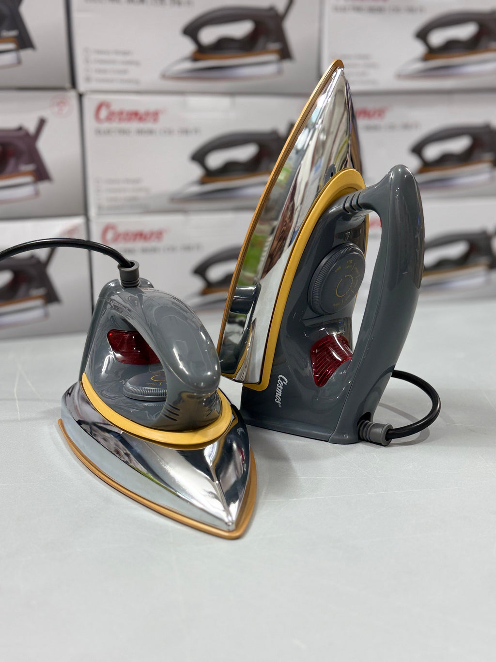 Cosmos Premium Non-Stick Dry Iron