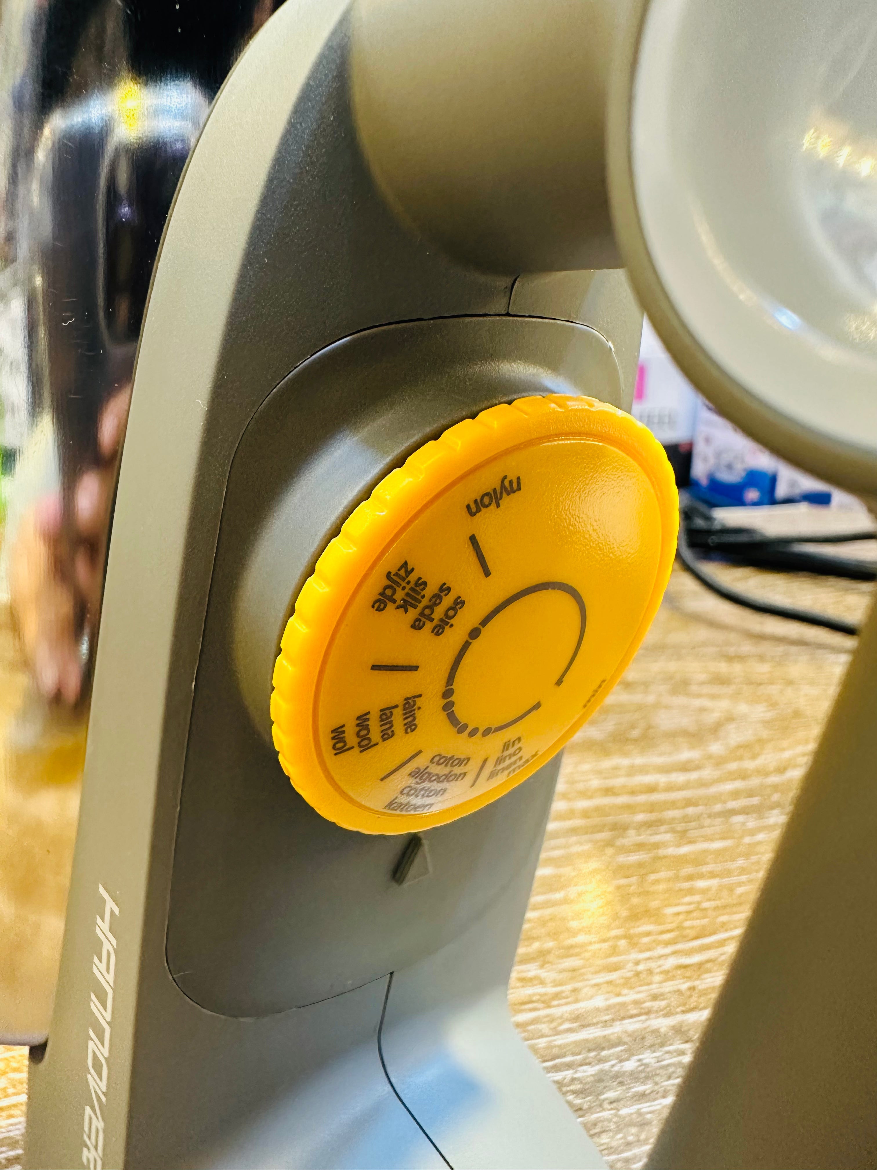 100% Imported | Low Power. High Performance. Hannover 400W Iron